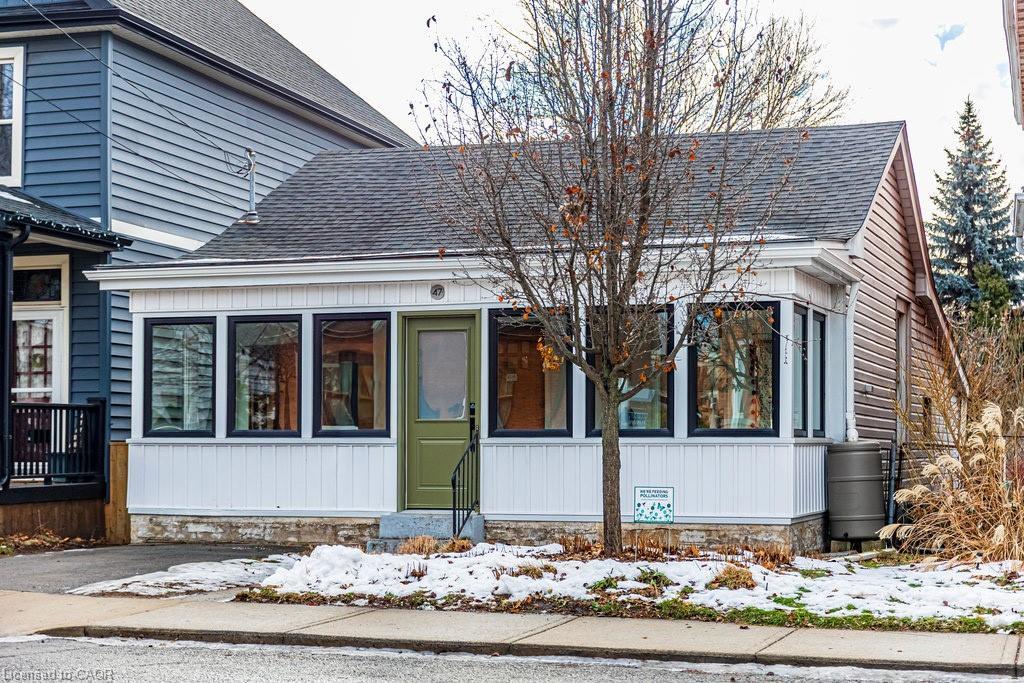 47 Tom Street, Hamilton, ON - Outdoor With Facade