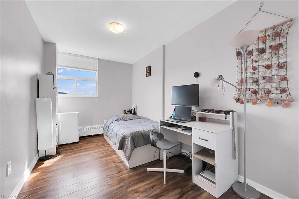 811-15 Albright Road, Hamilton, ON - Indoor Photo Showing Office