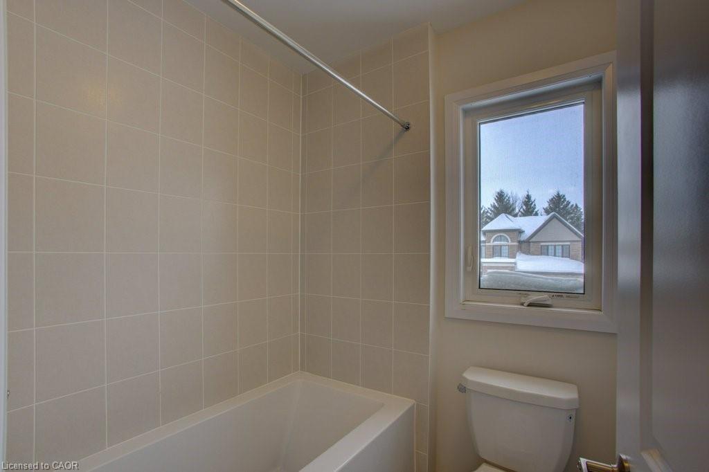 161 Raftis Street, Arthur, ON - Indoor Photo Showing Bathroom