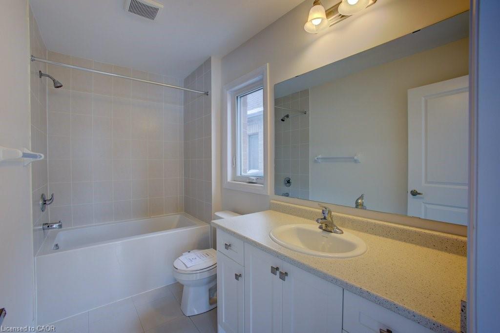 161 Raftis Street, Arthur, ON - Indoor Photo Showing Bathroom