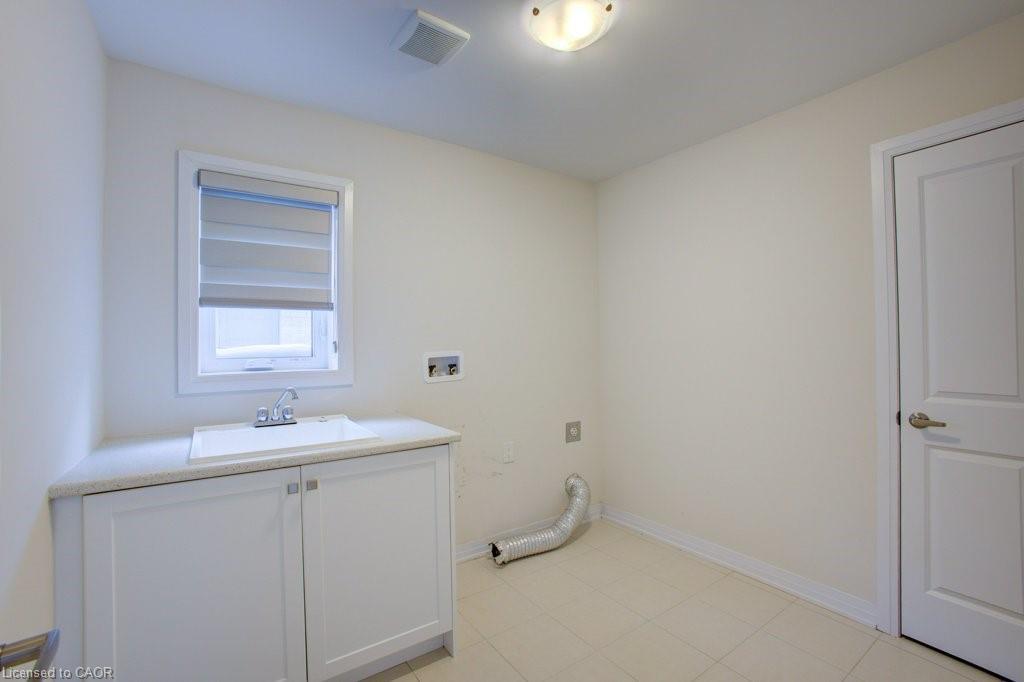 161 Raftis Street, Arthur, ON - Indoor