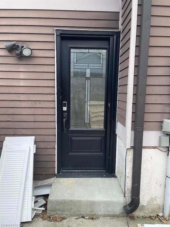 Lower-2257 Hanbury Court, Burlington, ON - Outdoor With Exterior