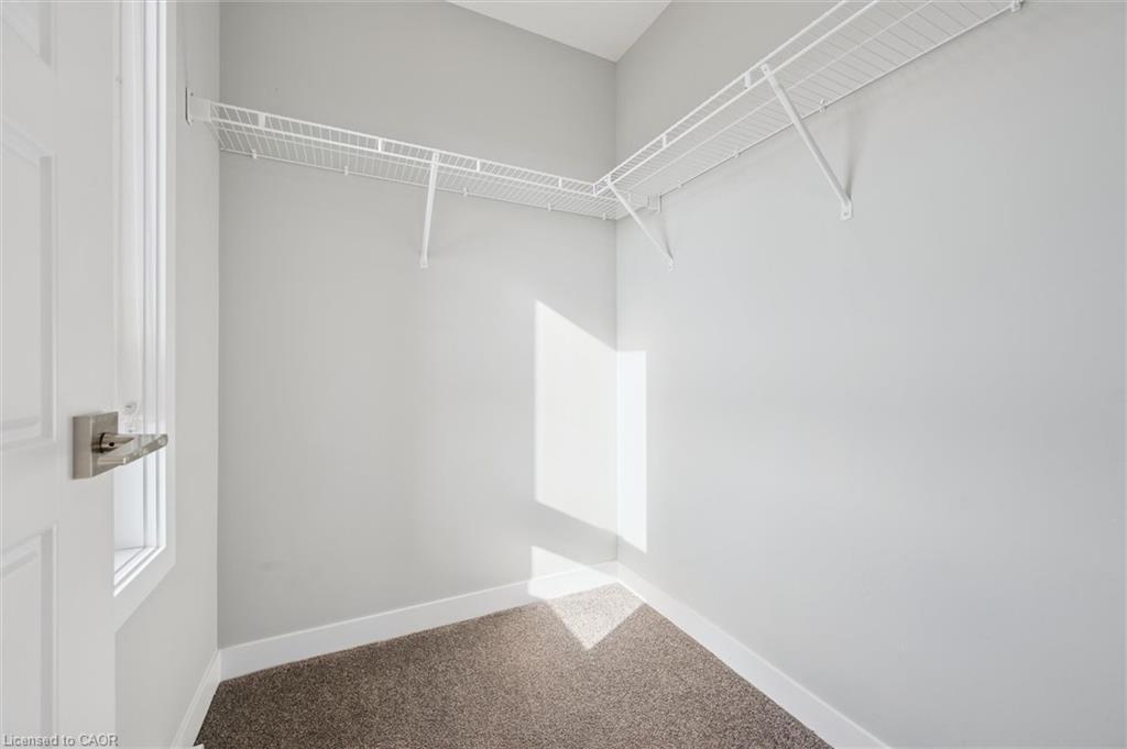 B16-1331 Countrystone Drive, Kitchener, ON - Indoor With Storage