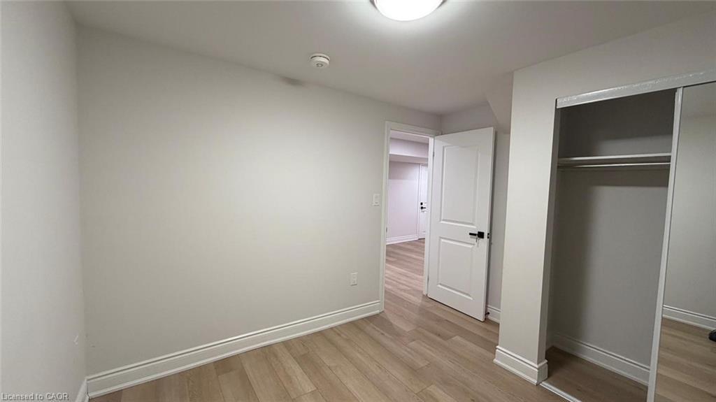 19 Pointer Street, Cambridge, ON - Indoor Photo Showing Other Room