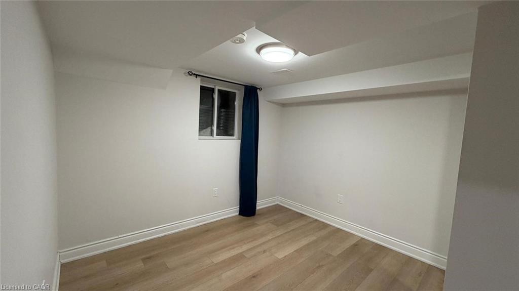 19 Pointer Street, Cambridge, ON - Indoor Photo Showing Other Room