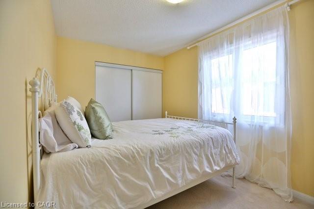 368 Cavanagh Lane, Milton, ON - Indoor Photo Showing Bedroom
