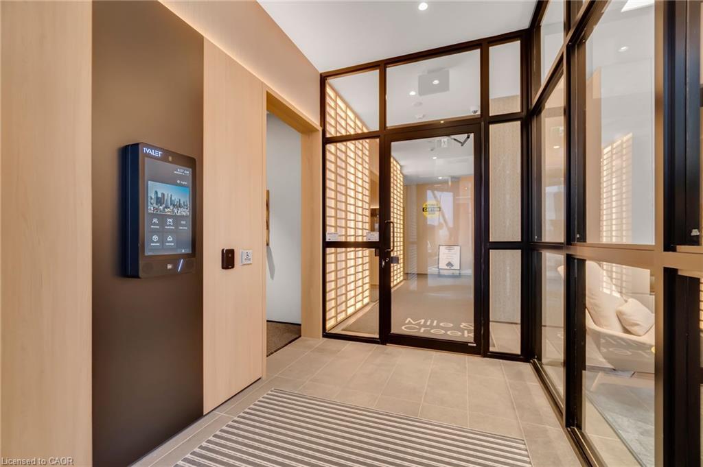 709-720 Whitlock Avenue, Milton, ON - Indoor Photo Showing Other Room