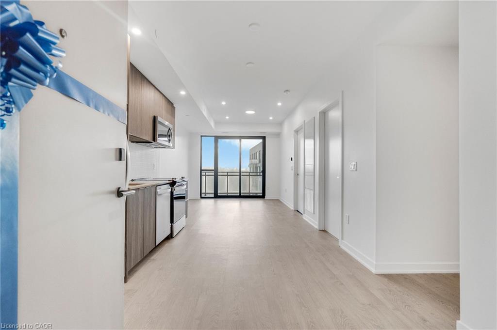 709-720 Whitlock Avenue, Milton, ON - Indoor