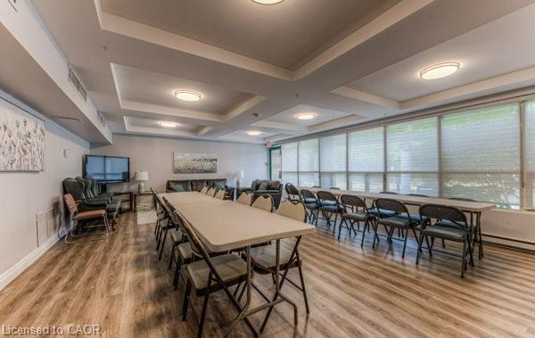 512-55 Blue Springs Drive, Waterloo, ON - Indoor Photo Showing Dining Room