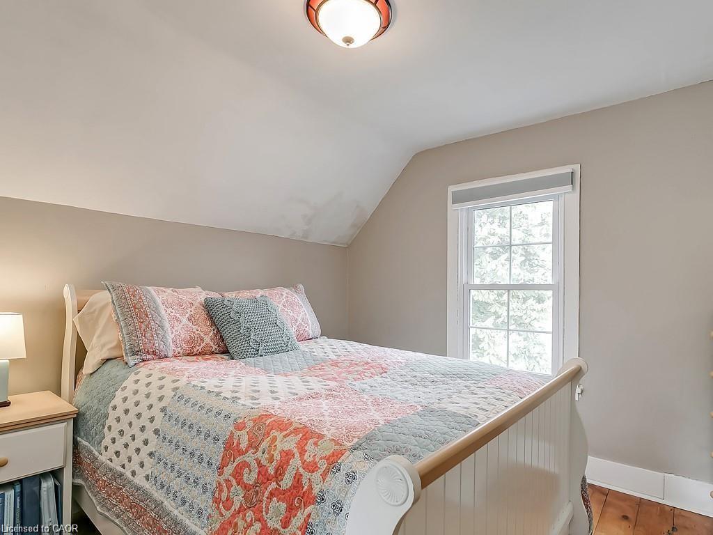 491 Pearl Street, Burlington, ON - Indoor Photo Showing Bedroom