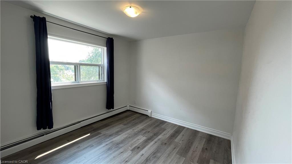 305-700 Lawrence Road, Hamilton, ON - Indoor Photo Showing Other Room