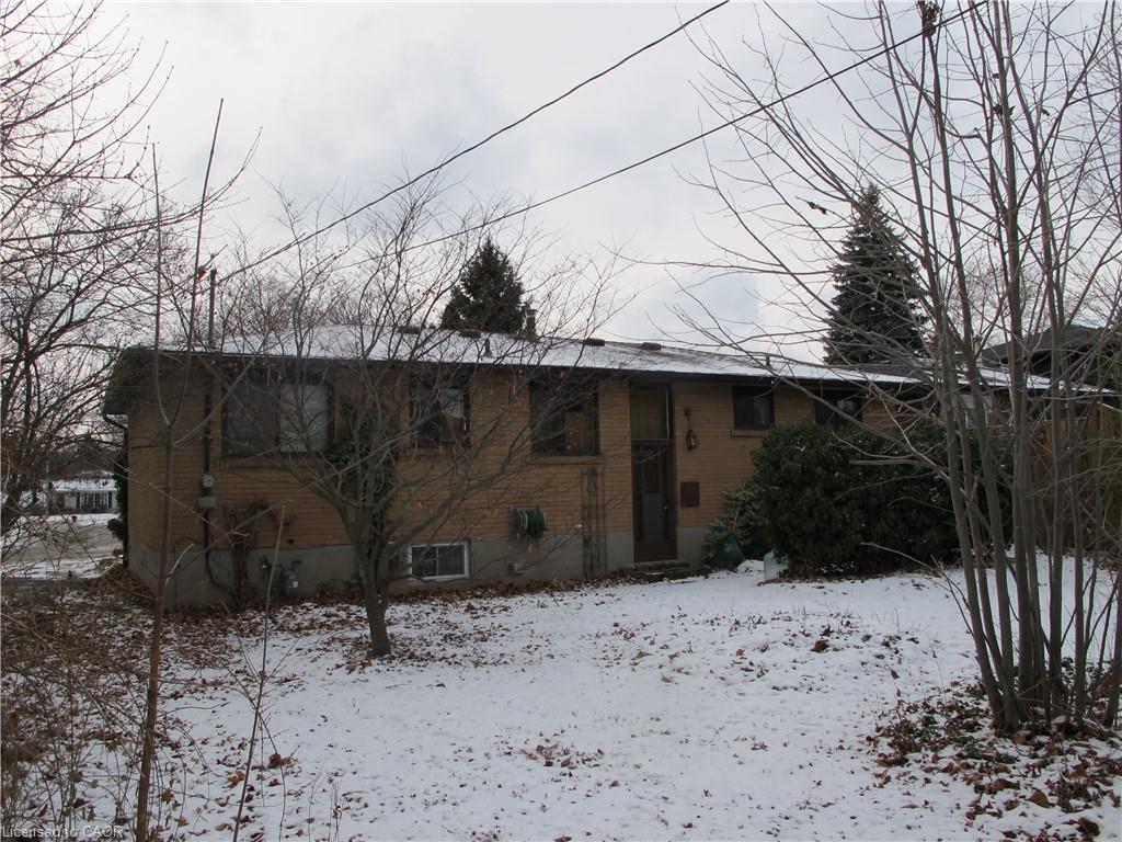 5280 Woodhaven Drive, Burlington, ON - Outdoor