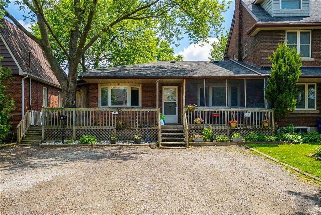 Main-41 Lake Avenue, Stoney Creek, ON - Outdoor With Deck Patio Veranda With Facade