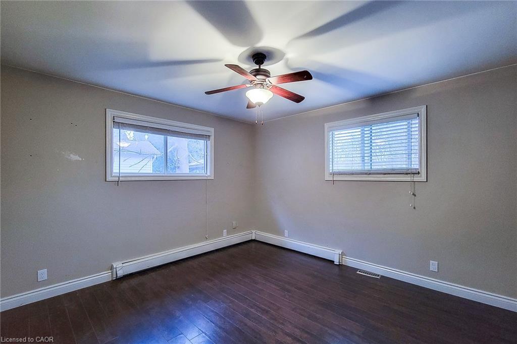 Main-41 Lake Avenue, Stoney Creek, ON - Indoor Photo Showing Other Room