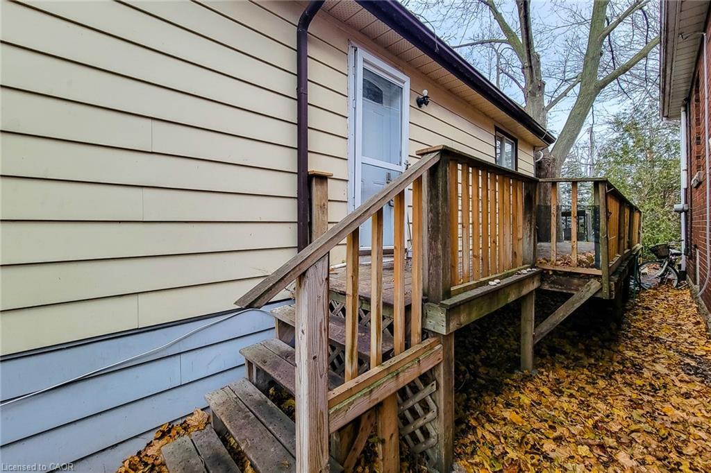 Main-41 Lake Avenue, Stoney Creek, ON - Outdoor