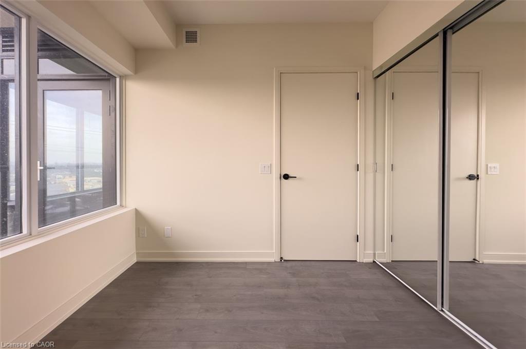 501-8020 Derry Road, Milton, ON - Indoor Photo Showing Other Room