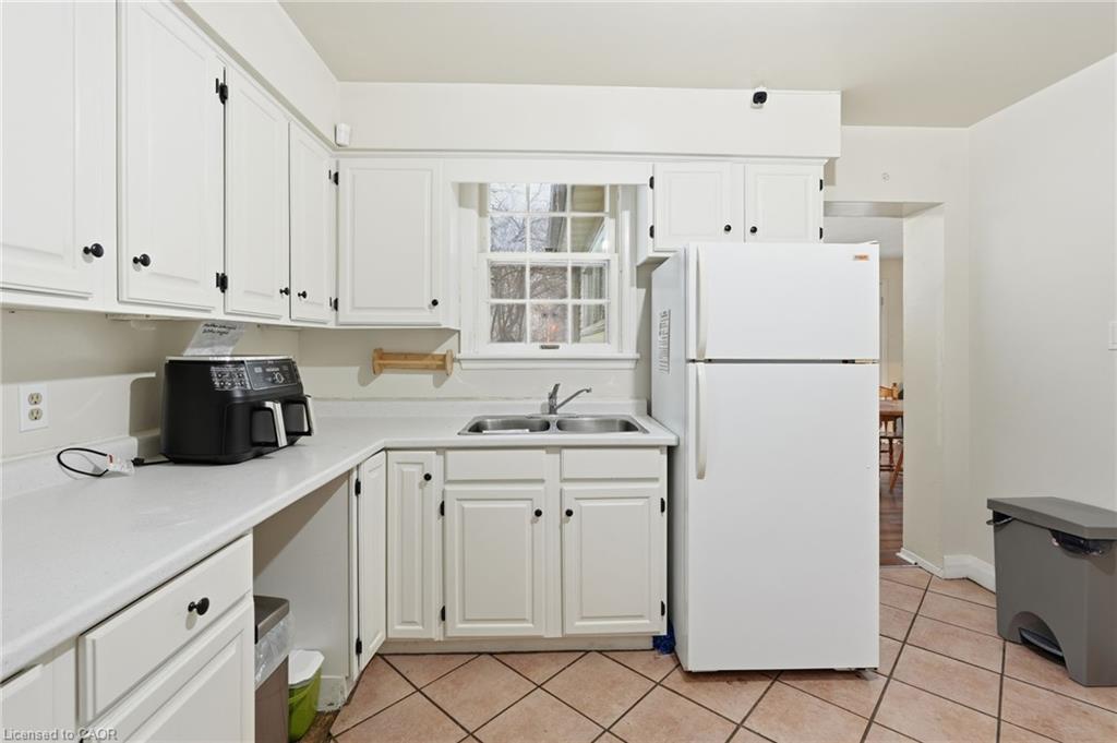 2 Gary Avenue, Hamilton, ON - Indoor Photo Showing Kitchen With Double Sink