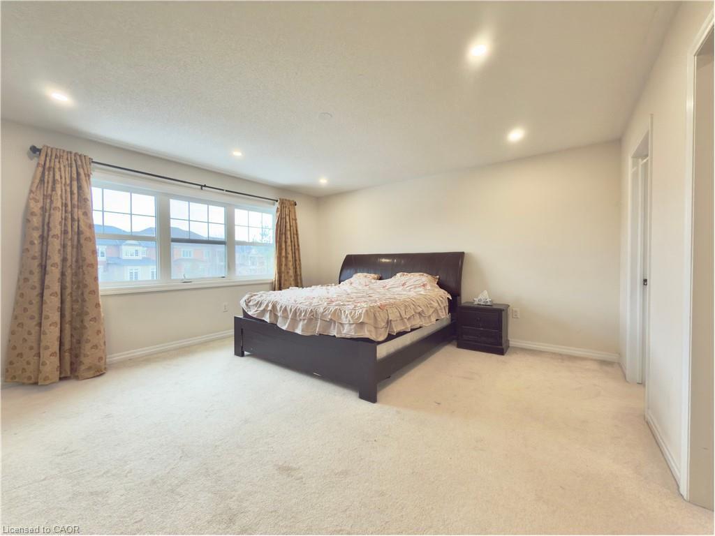 3147 Carding Mill Trail, Oakville, ON - Indoor Photo Showing Bedroom