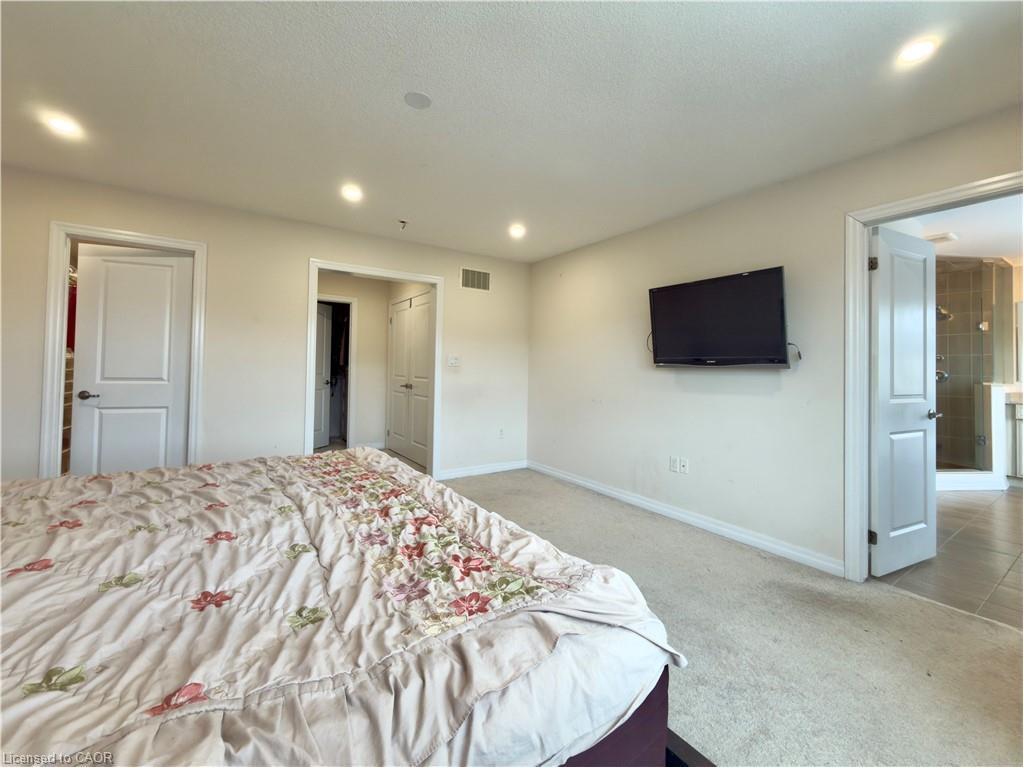 3147 Carding Mill Trail, Oakville, ON - Indoor Photo Showing Bedroom