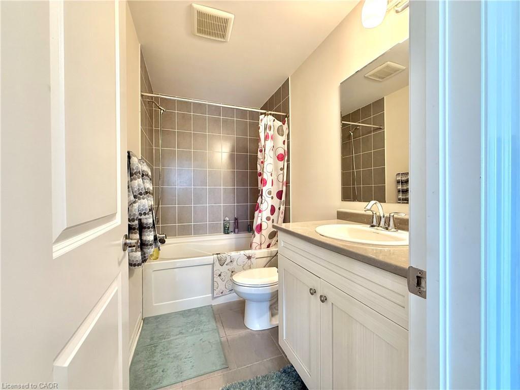 3147 Carding Mill Trail, Oakville, ON - Indoor Photo Showing Bathroom