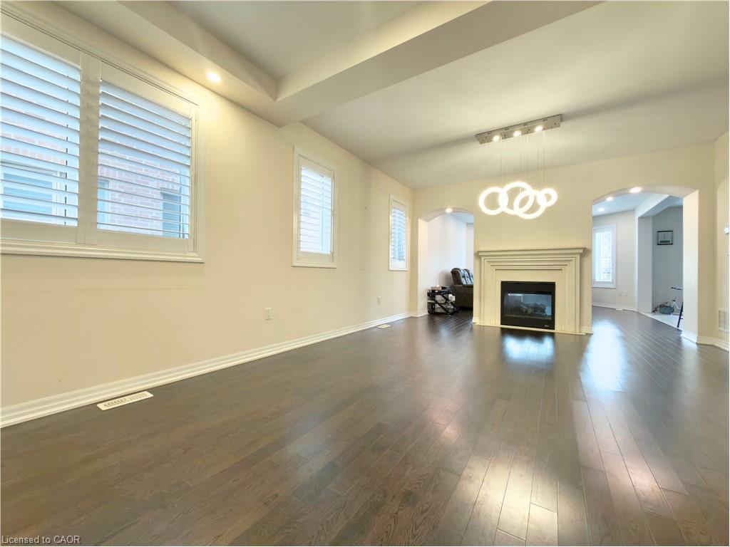 3147 Carding Mill Trail, Oakville, ON - Indoor With Fireplace