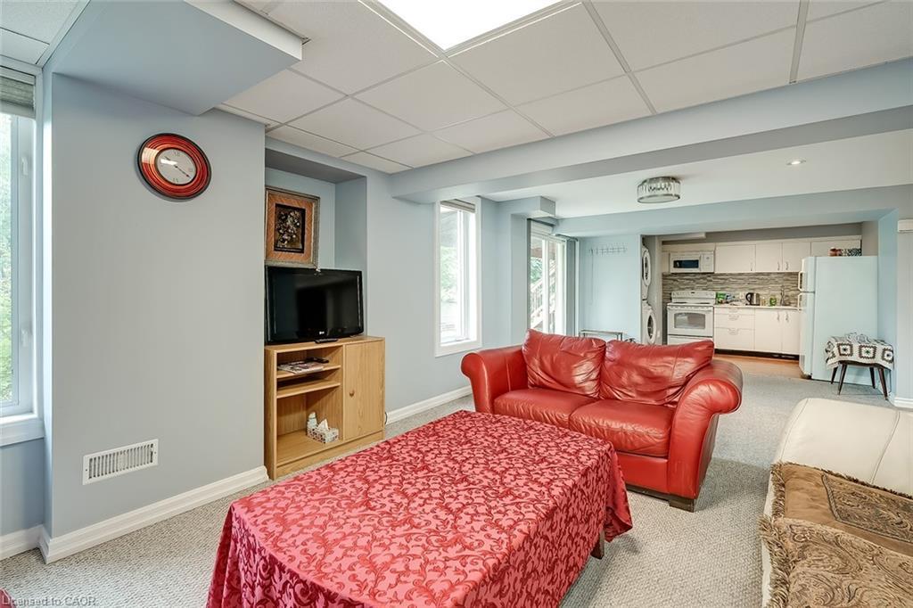 Lower-5410 Duchess Court, Burlington, ON - Indoor Photo Showing Other Room