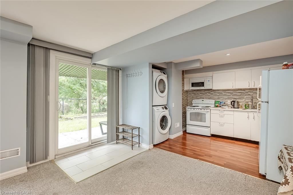 Lower-5410 Duchess Court, Burlington, ON - Indoor