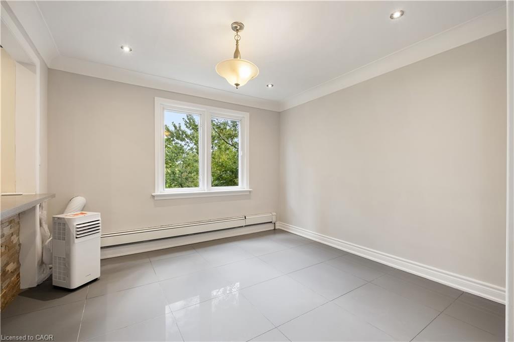 69 Hillview Road, St. Catharines, ON - Indoor Photo Showing Other Room