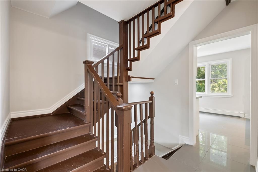 69 Hillview Road, St. Catharines, ON - Indoor Photo Showing Other Room