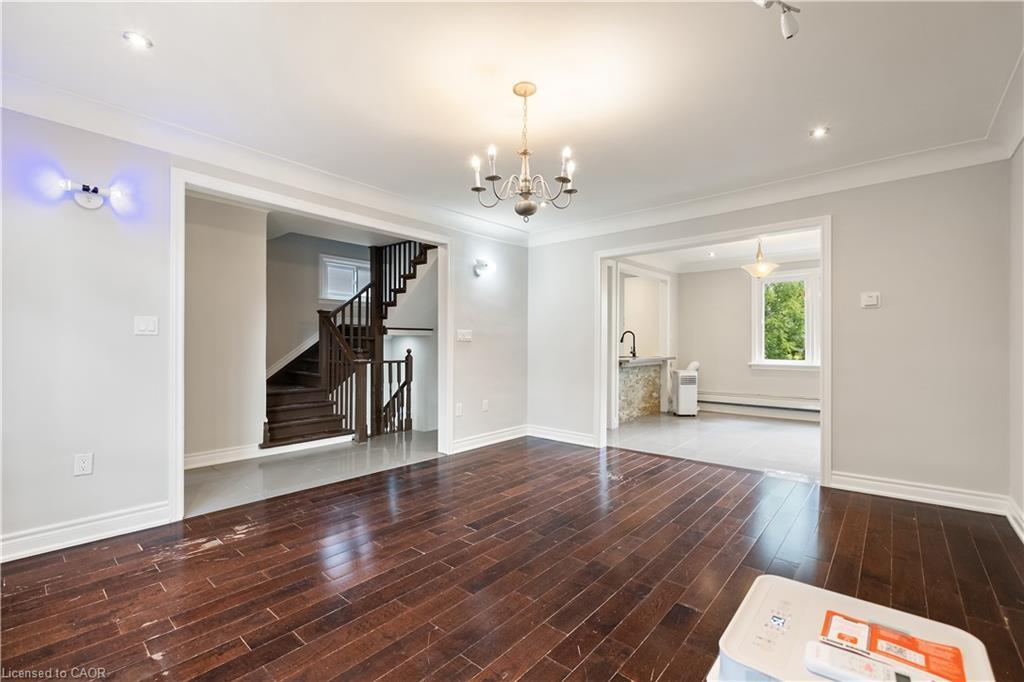 69 Hillview Road, St. Catharines, ON - Indoor