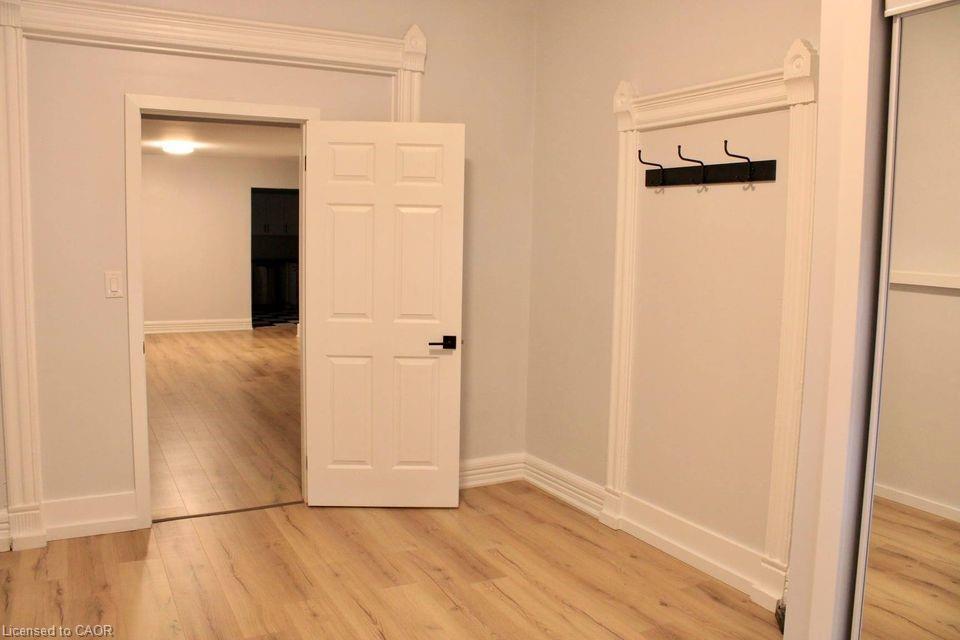 1-102 Grant Avenue, Hamilton, ON - Indoor Photo Showing Other Room