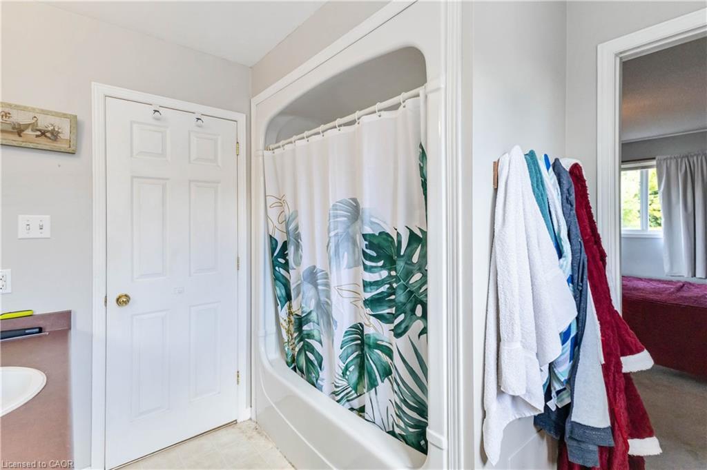 21 Axford Parkway, St. Thomas, ON - Indoor