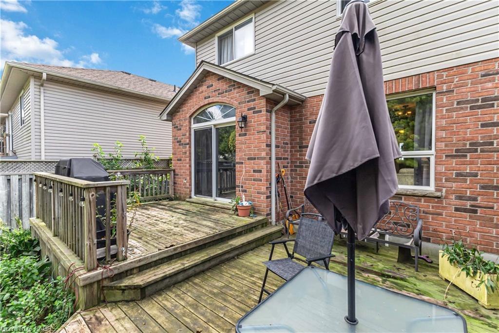21 Axford Parkway, St. Thomas, ON - Outdoor With Deck Patio Veranda With Exterior