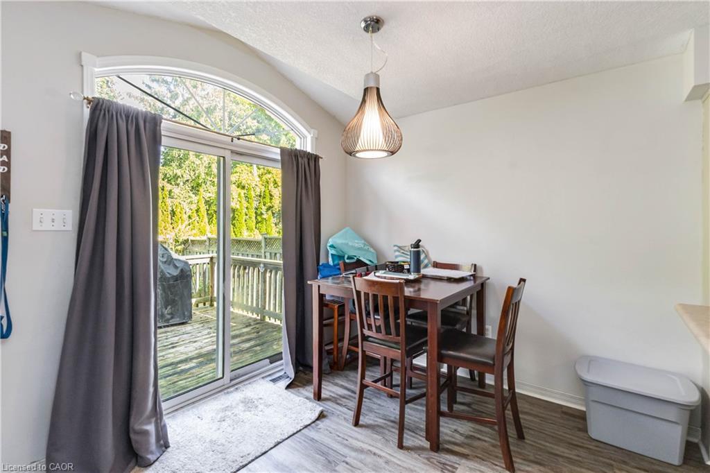 21 Axford Parkway, St. Thomas, ON - Indoor Photo Showing Dining Room