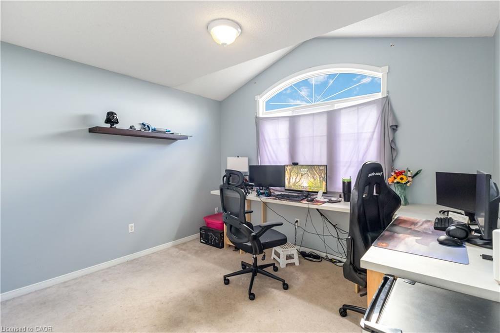 21 Axford Parkway, St. Thomas, ON - Indoor Photo Showing Office