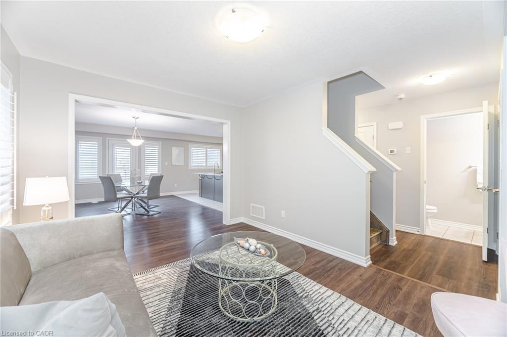 514 Goldenrod Lane, Waterloo, ON - Indoor Photo Showing Living Room