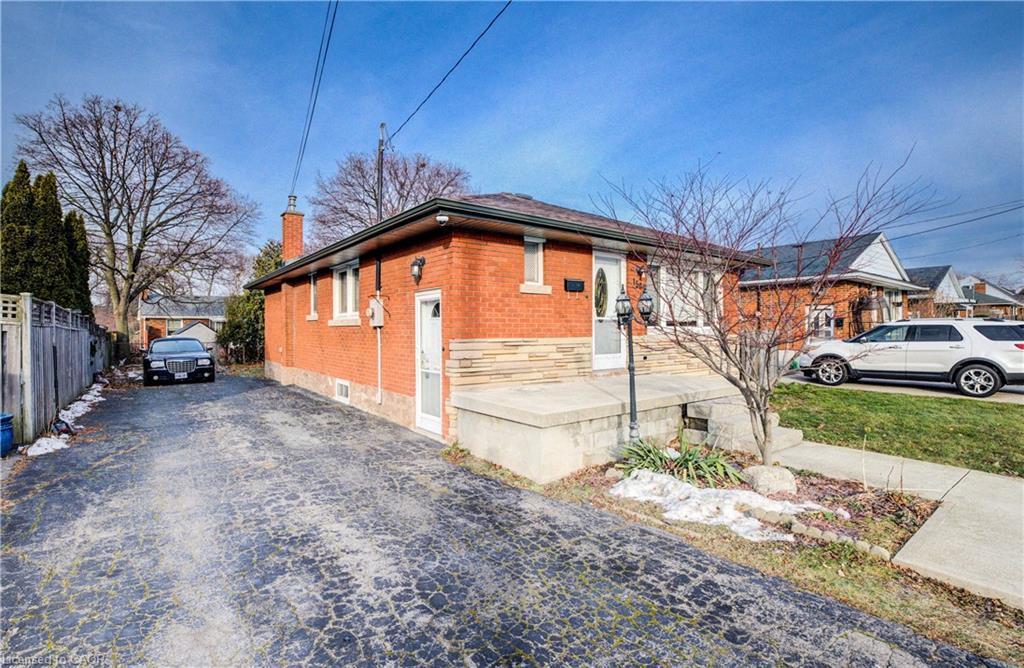 150 Howard Avenue, Hamilton, ON - Outdoor