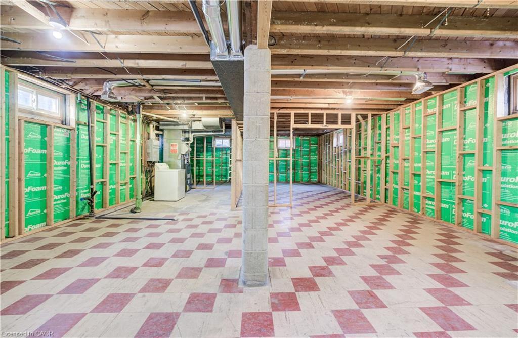 150 Howard Avenue, Hamilton, ON - Indoor