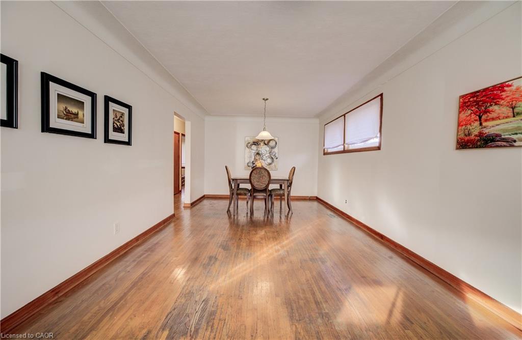 150 Howard Avenue, Hamilton, ON - Indoor Photo Showing Other Room