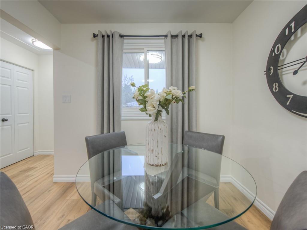 248 Cyrus Street, Cambridge, ON - Indoor Photo Showing Other Room