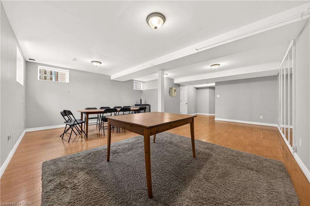 775 Karlsfeld Road, Waterloo, ON - Indoor