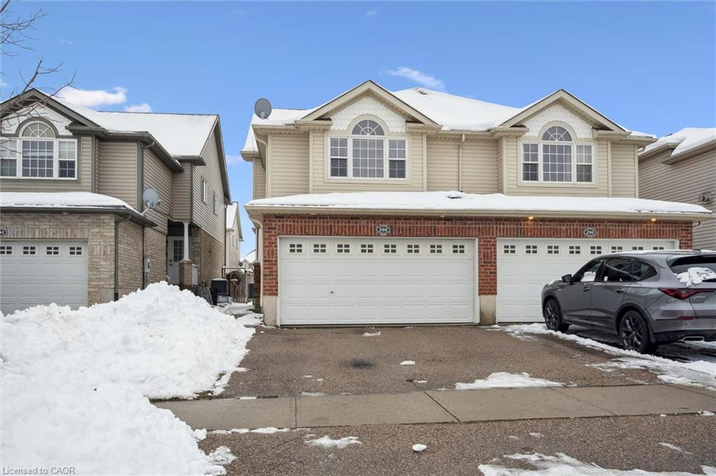 298 Sophia Crescent, Kitchener, ON - Outdoor With Facade