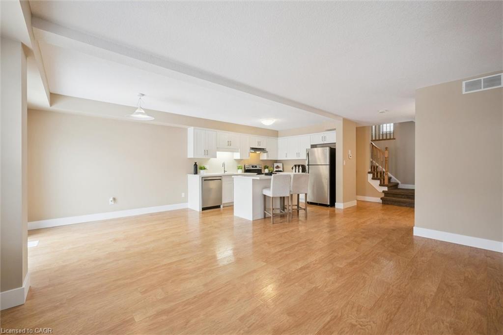 298 Sophia Crescent, Kitchener, ON - Indoor