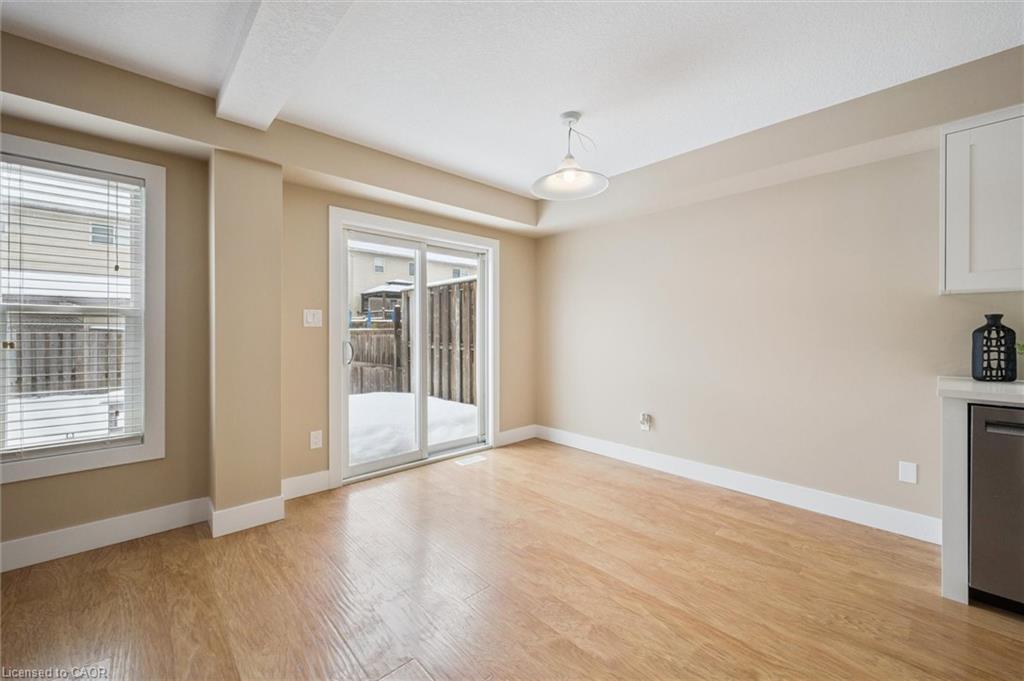 298 Sophia Crescent, Kitchener, ON - Indoor