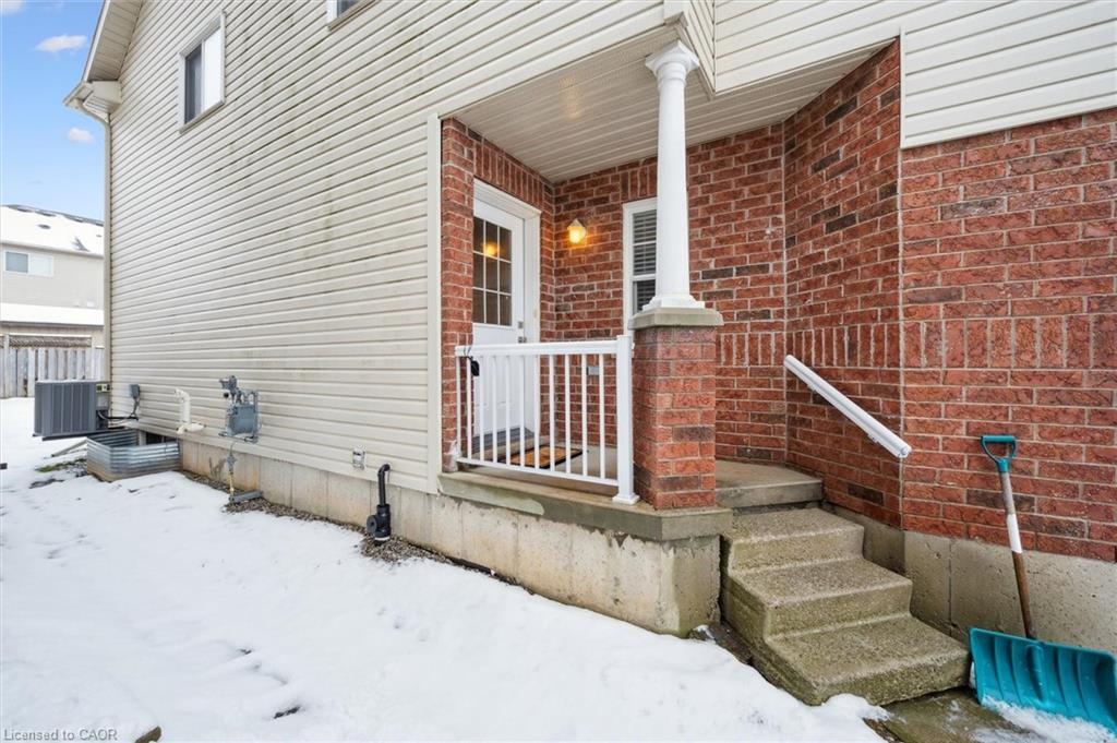 298 Sophia Crescent, Kitchener, ON - Outdoor With Deck Patio Veranda With Exterior