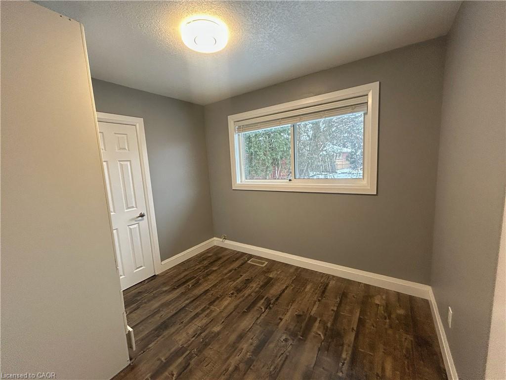 Upper-47 Harber Avenue, Kitchener, ON - Indoor Photo Showing Other Room