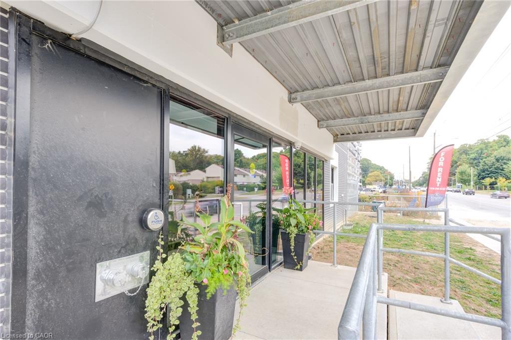 911-595 Strasburg Road, Kitchener, ON - Outdoor With Exterior