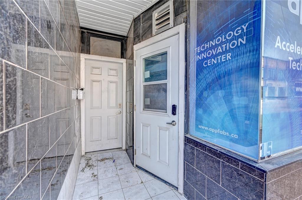 15 Ainslie Street N, Cambridge, ON