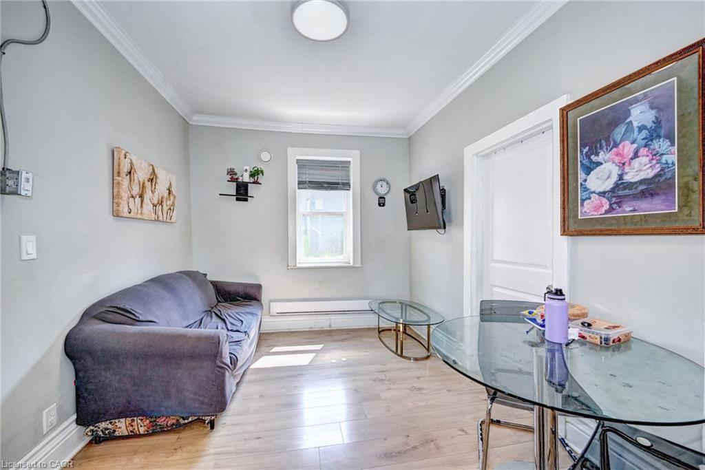 15 Ainslie Street N, Cambridge, ON