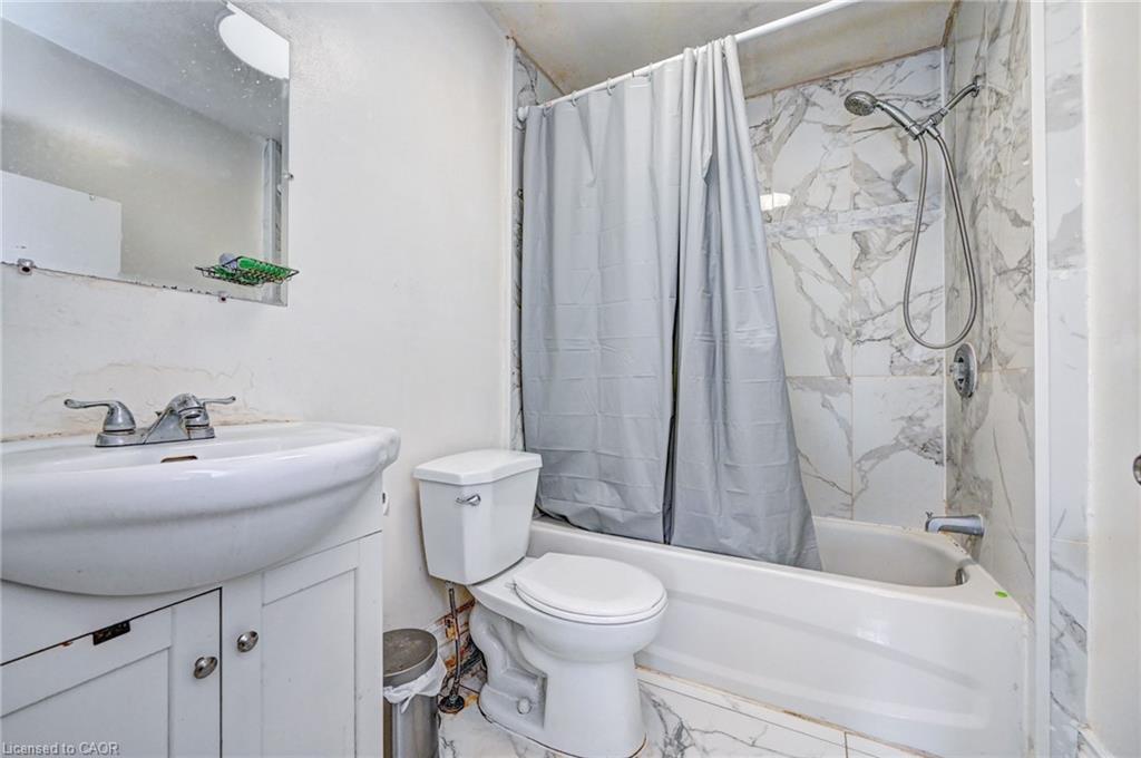 15 Ainslie Street N, Cambridge, ON